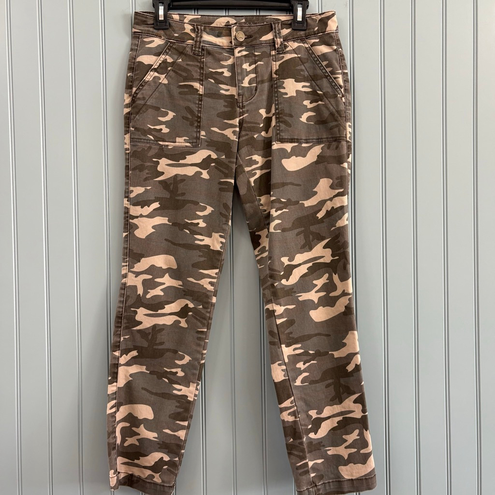 JAG Camo Relaxed Boyfriend Jeans Size 2